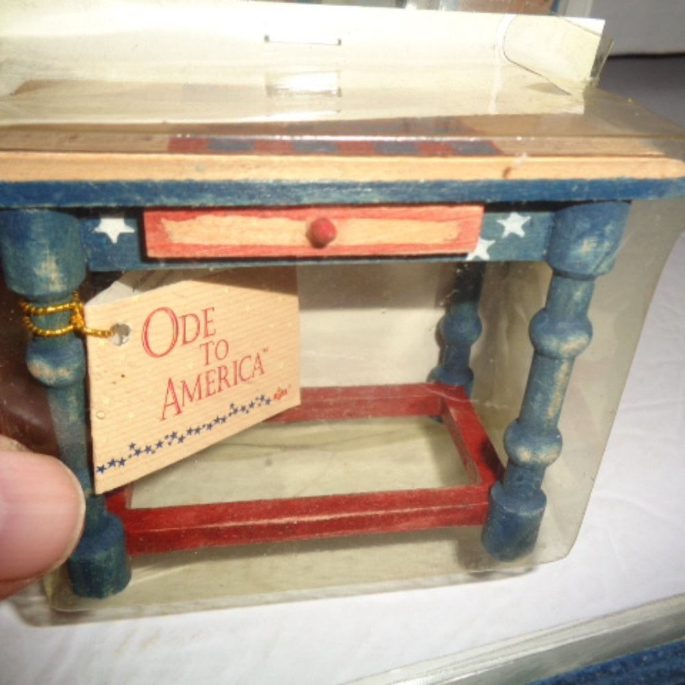 Ode To America, Mini Wooden Furniture By RUSS, Lot Of Four, New Sealed - Picture 5 of 7